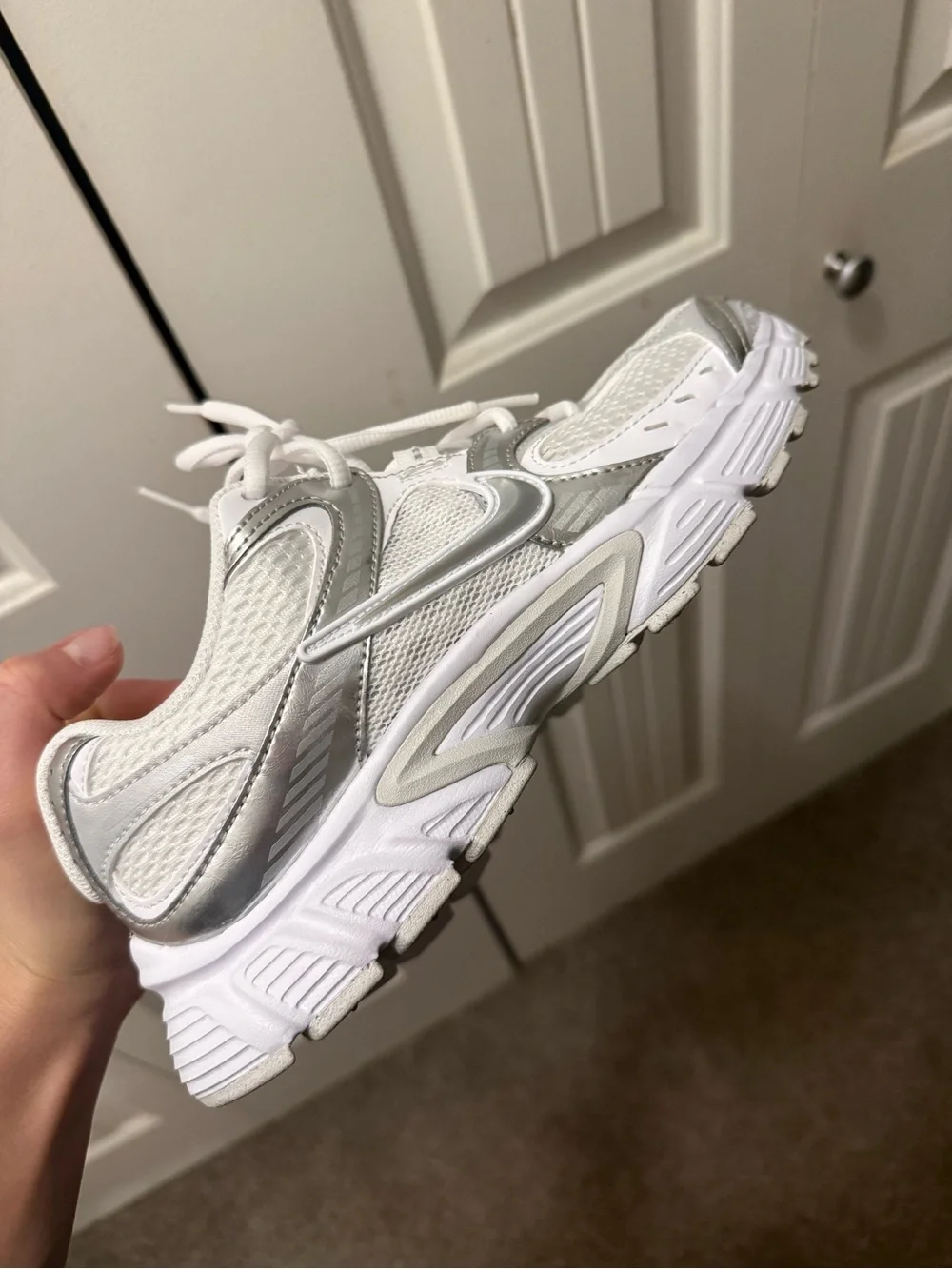 Women’s Nike V5 RNR